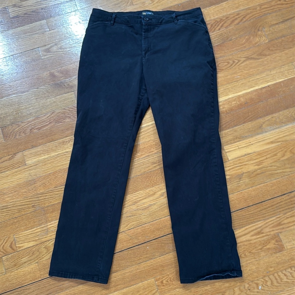 Lee Relaxed Straight Fit Pants